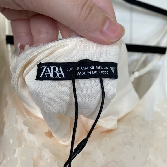 Zara Cream Lace Bodysuit - Picture 9 of 12